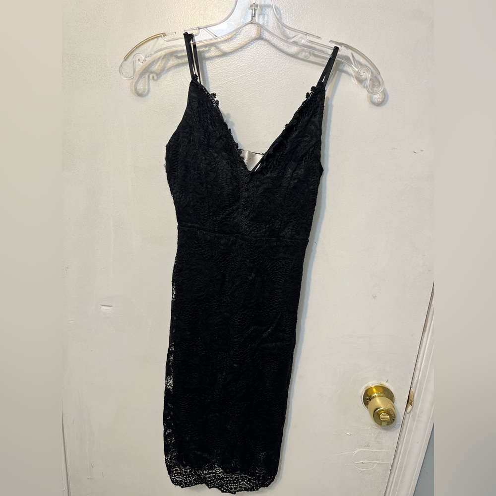 Belle Journee Black Floral Eyelet Lace Stretchy Midi Lace-up Bodycon Dress Small